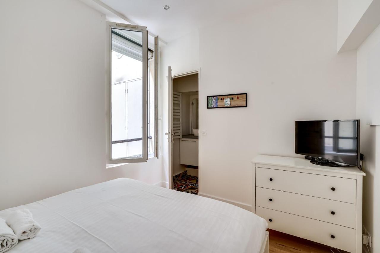 Apartment 3 People Close Eiffel Tower By Weekome باريس المظهر الخارجي الصورة
